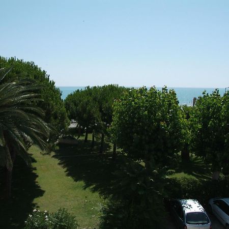 Hotel San Remo - All Inclusive - Fronte Mare - Spiaggia Privata Martinsicuro Esterno foto