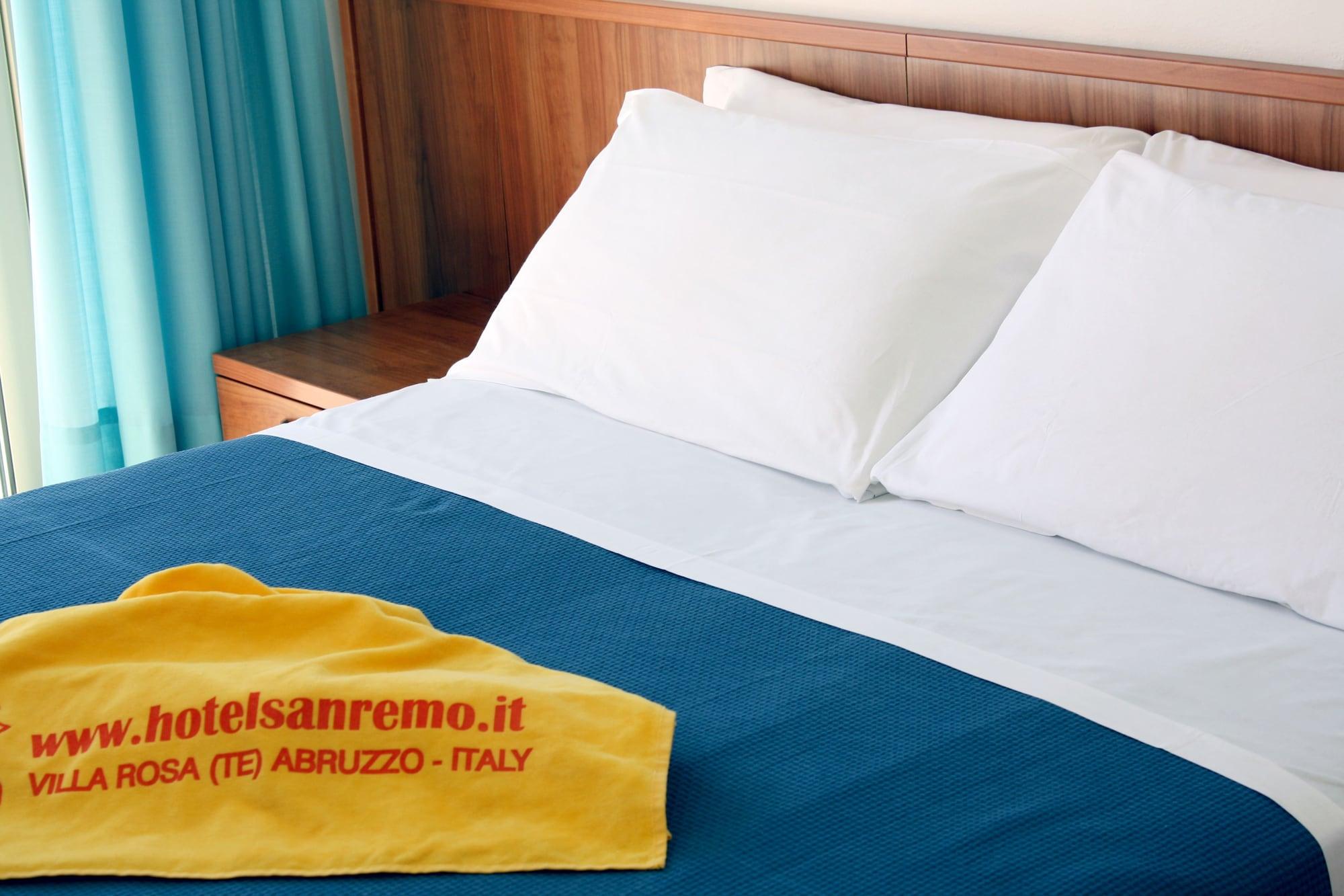 Hotel San Remo - All Inclusive - Fronte Mare - Spiaggia Privata Martinsicuro Esterno foto