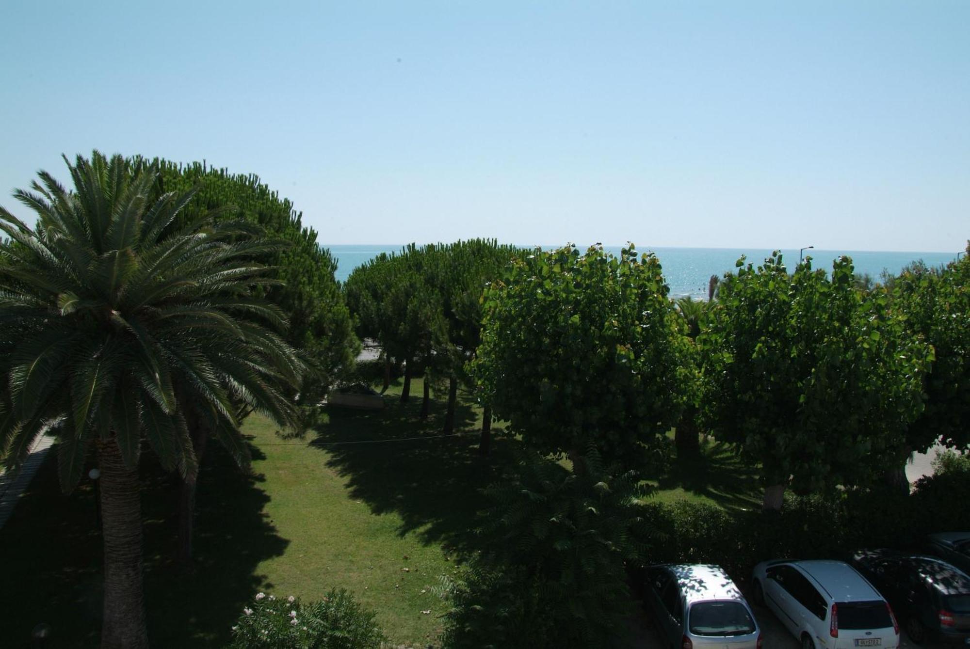 Hotel San Remo - All Inclusive - Fronte Mare - Spiaggia Privata Martinsicuro Esterno foto
