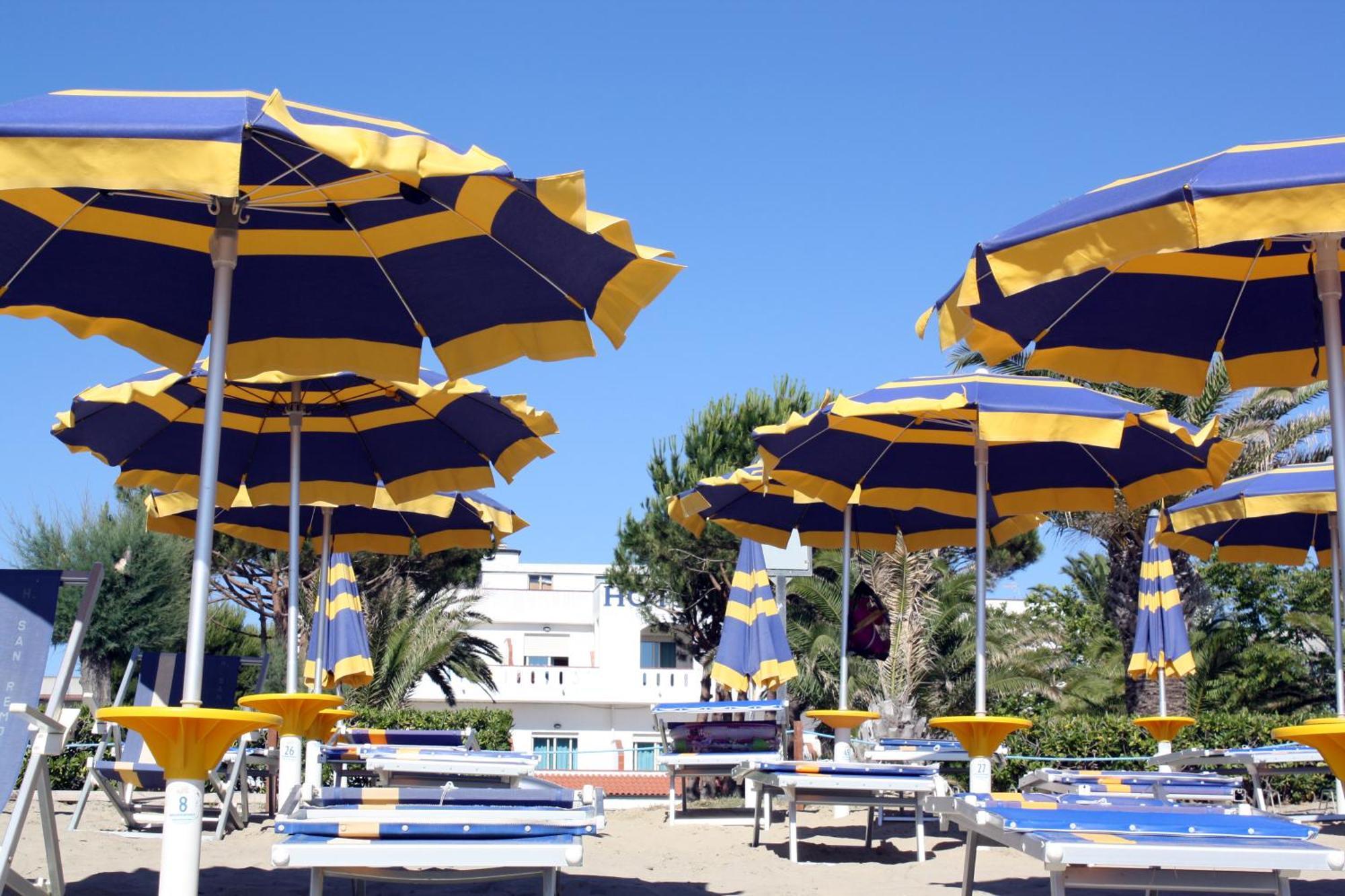 Hotel San Remo - All Inclusive - Fronte Mare - Spiaggia Privata Martinsicuro Esterno foto