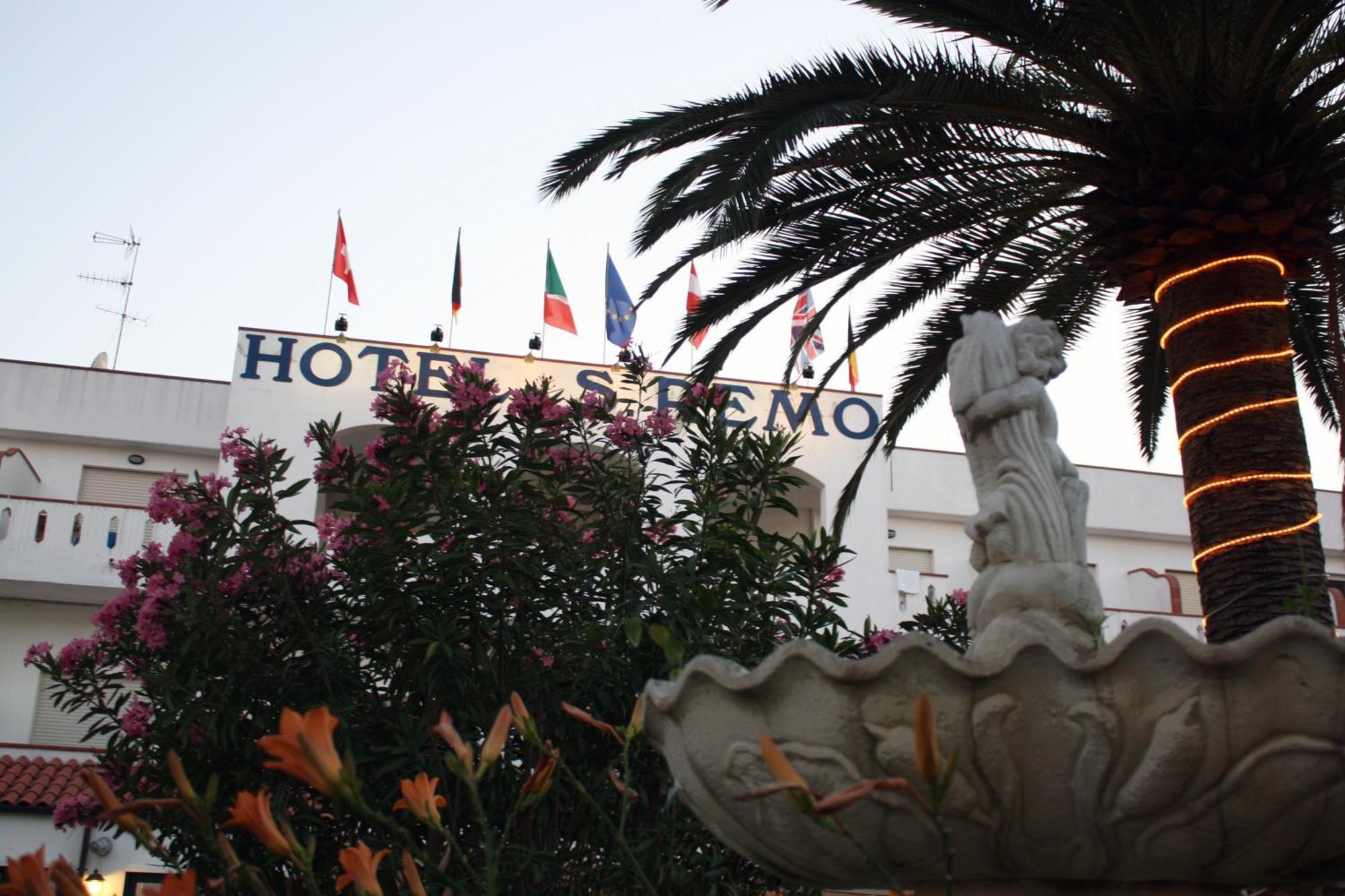 Hotel San Remo - All Inclusive - Fronte Mare - Spiaggia Privata Martinsicuro Esterno foto