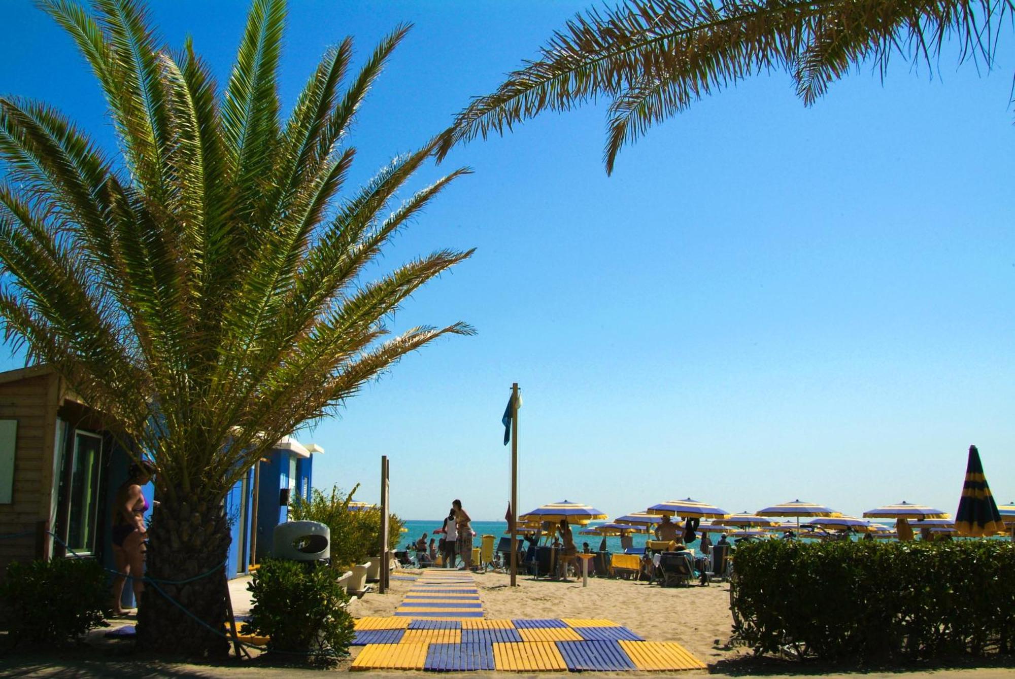 Hotel San Remo - All Inclusive - Fronte Mare - Spiaggia Privata Martinsicuro Esterno foto