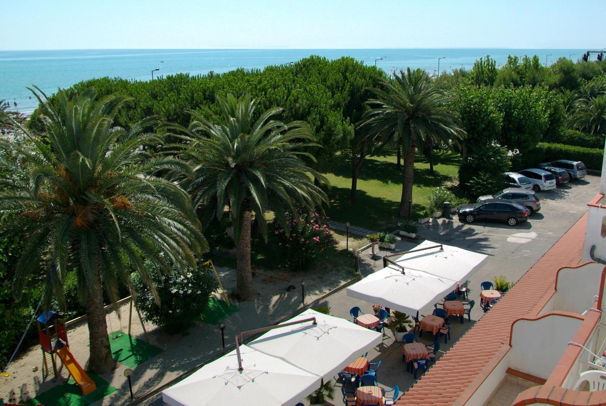 Hotel San Remo - All Inclusive - Fronte Mare - Spiaggia Privata Martinsicuro Esterno foto